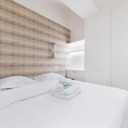 Apartment Prive A Domicile - Sauna Elegance A 17 Paris